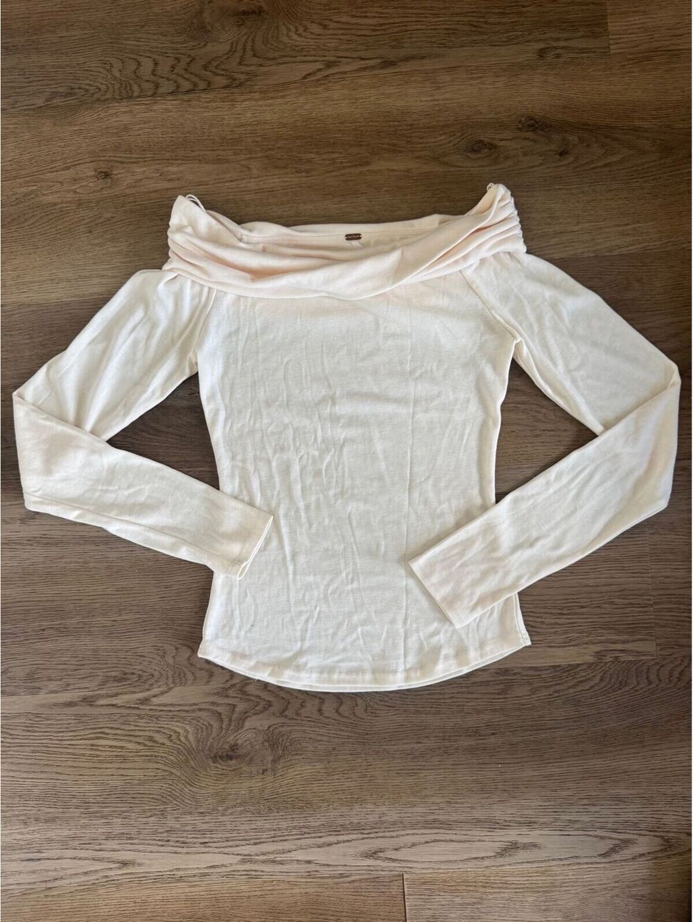 FREE PEOPLE NWT OFF THE SHOULDER TOP